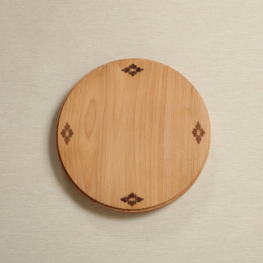 Hana round cutting board