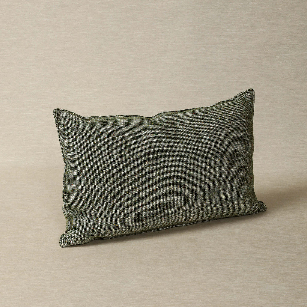 Rustic twill weave pillow