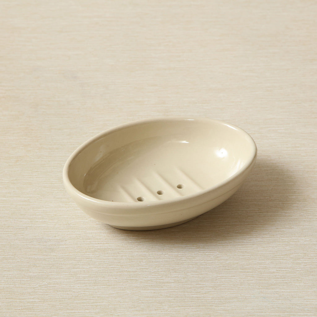 Oval ceramic soap dish