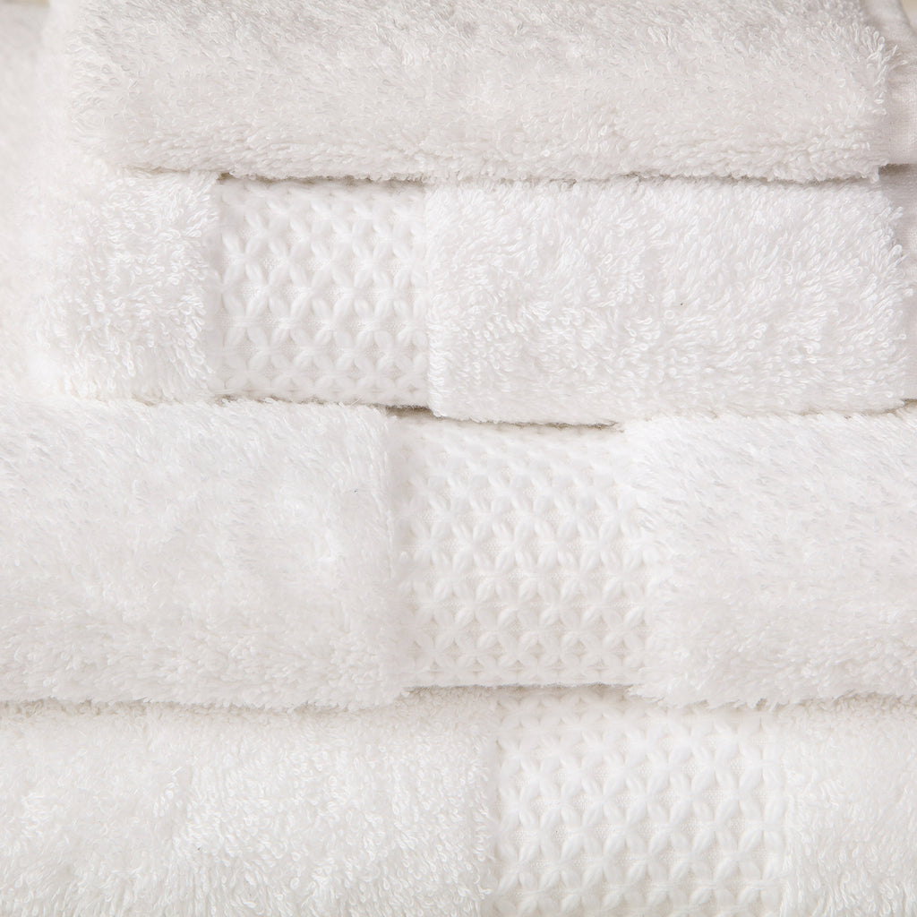 Blanc Etoile Towels