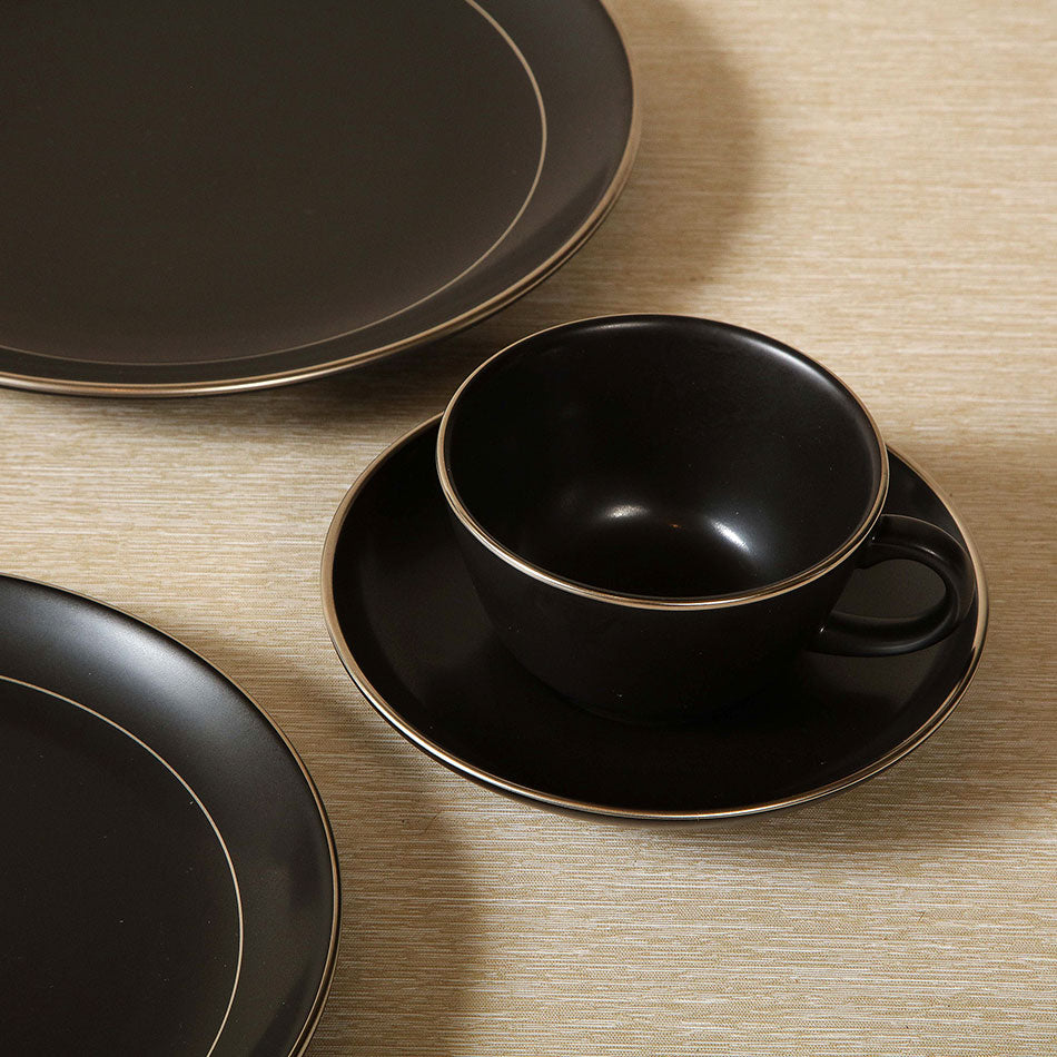 Tiago Dinnerware