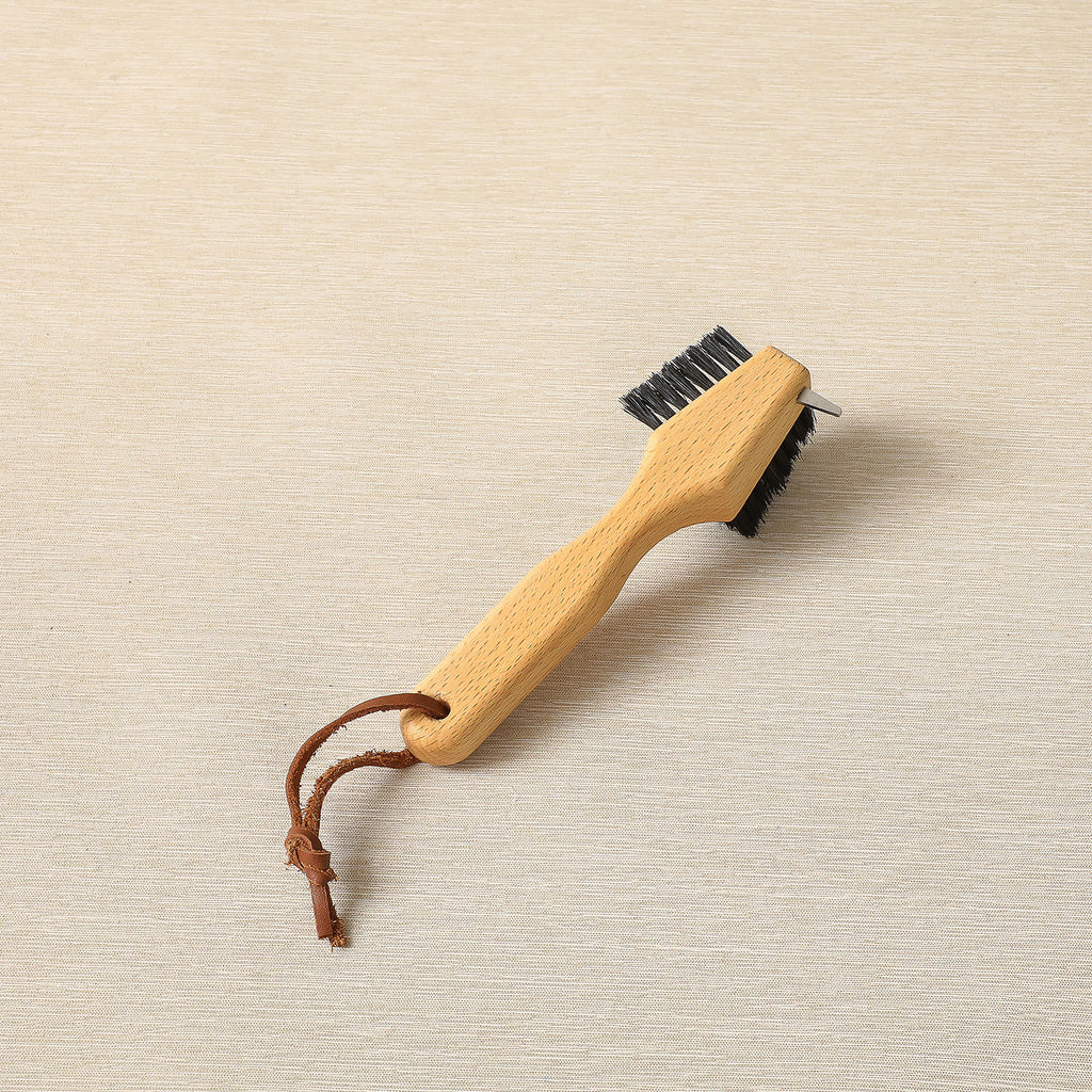 Total shoe brush
