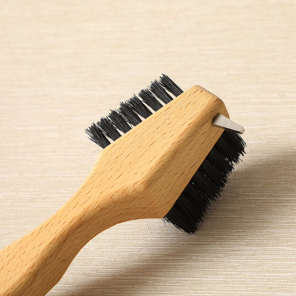 Total shoe brush