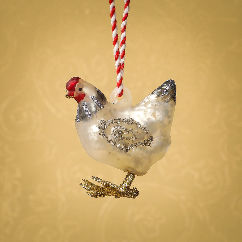 Farmhouse rooster and hen