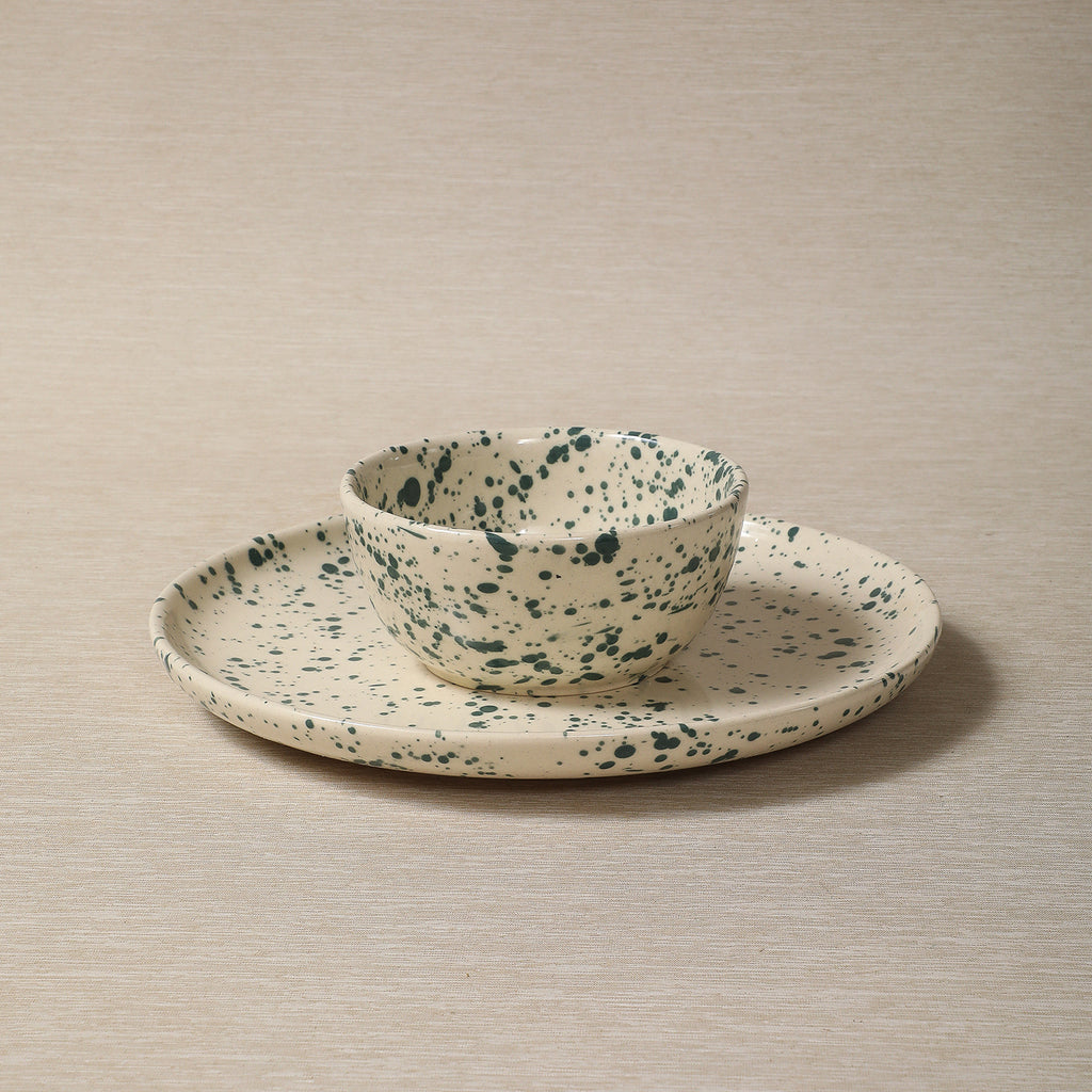 Splatter ware  in nettle