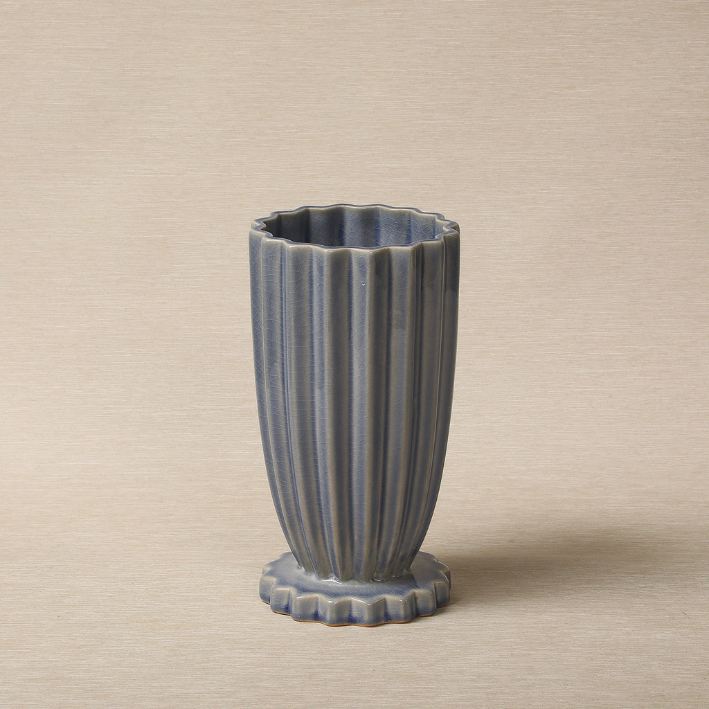 Small Willow Vase In Antique Blue