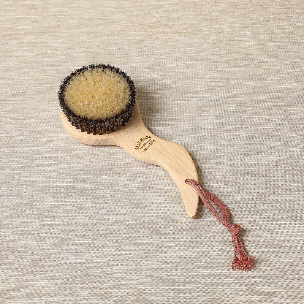Short handle cypress body brush
