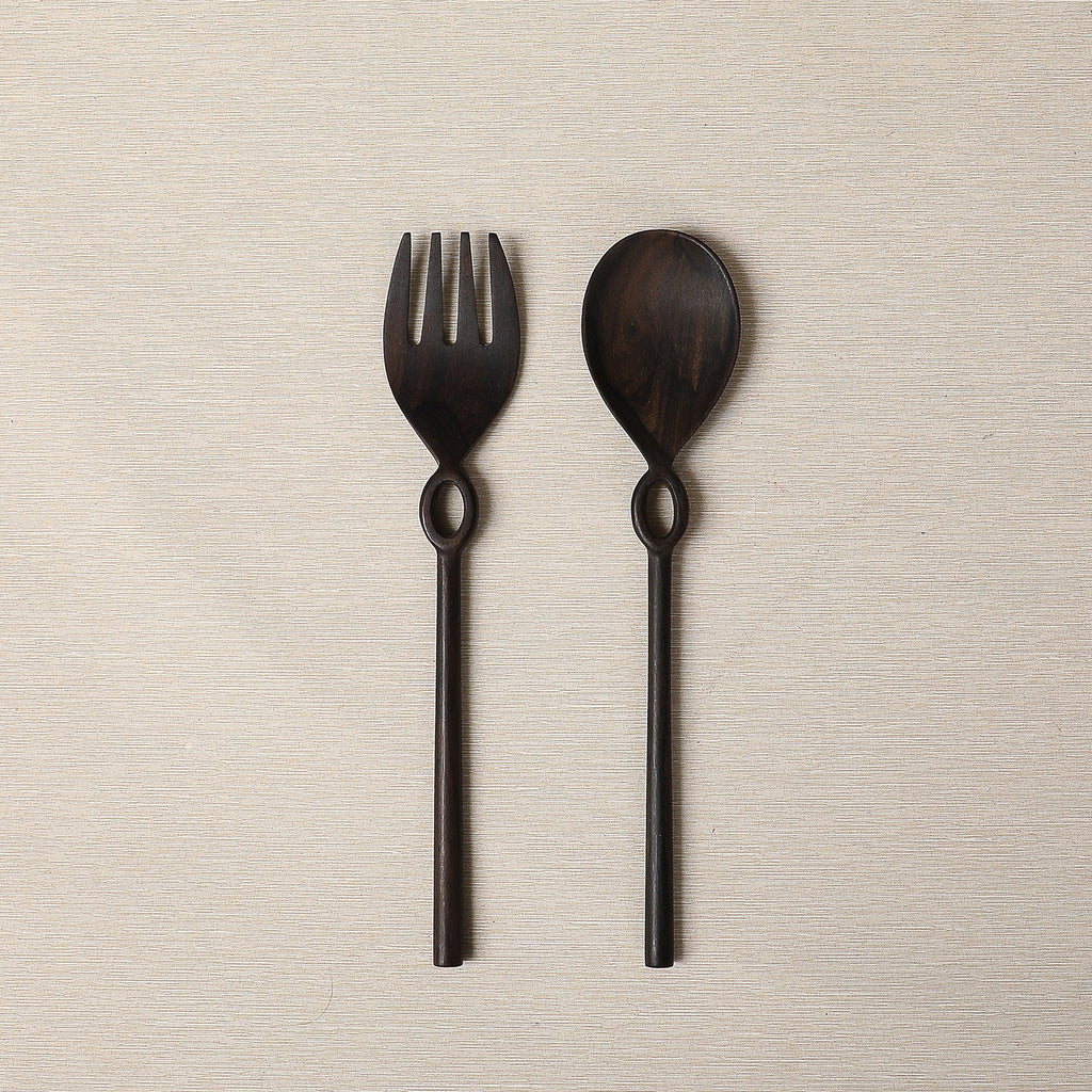 Ring salad servers