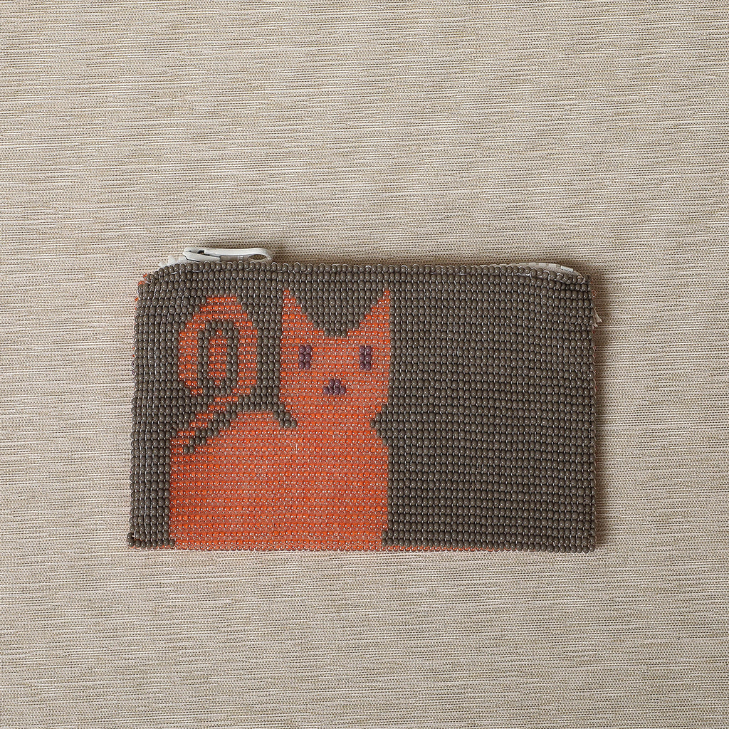 Beaded coin purse with animal