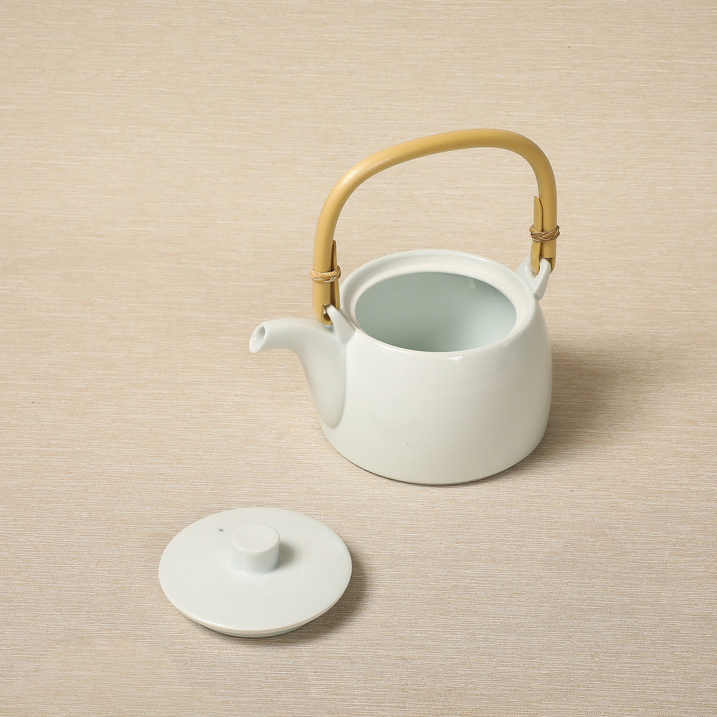 Porcelain S-Line tea pot
