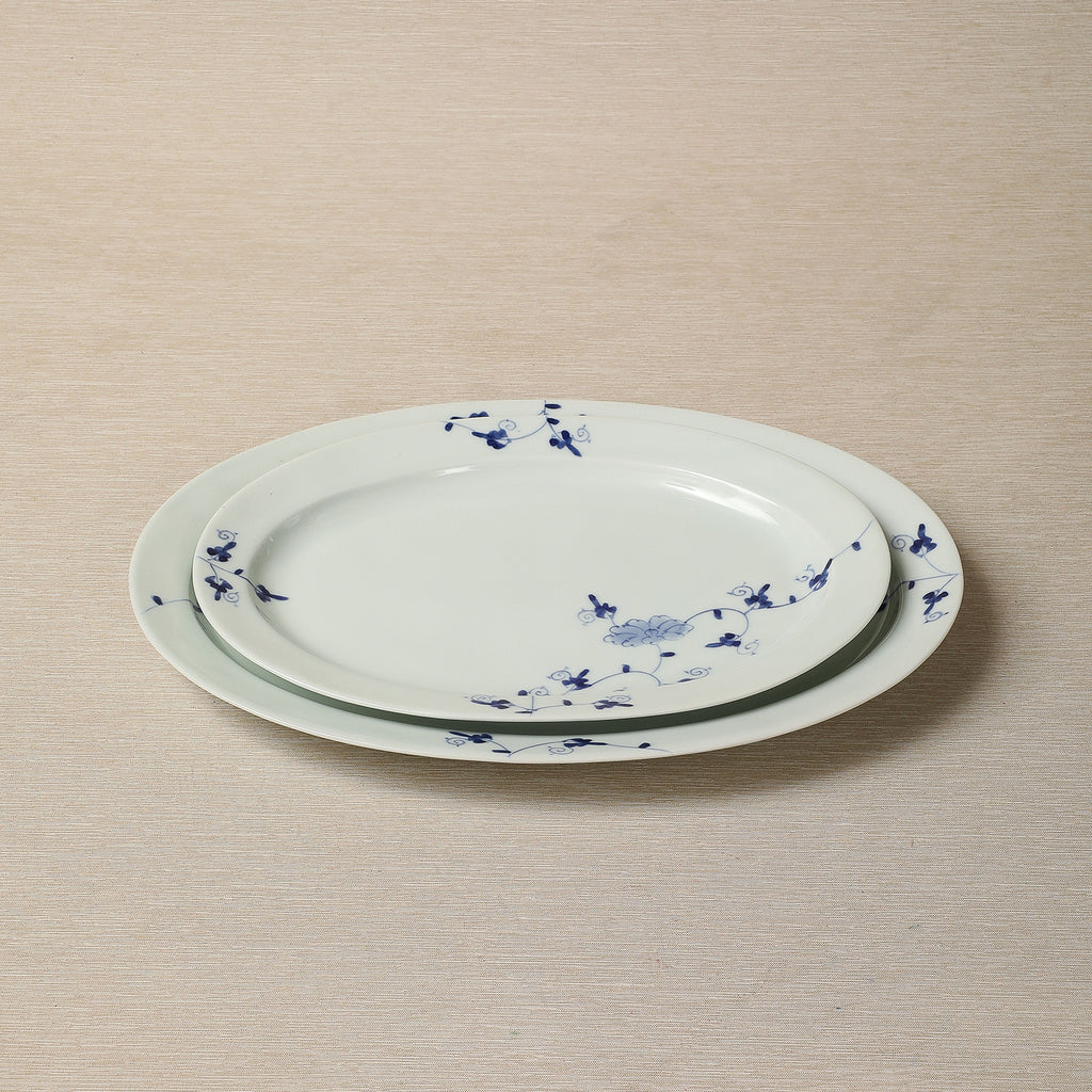 Oval blue floral dinner plates
