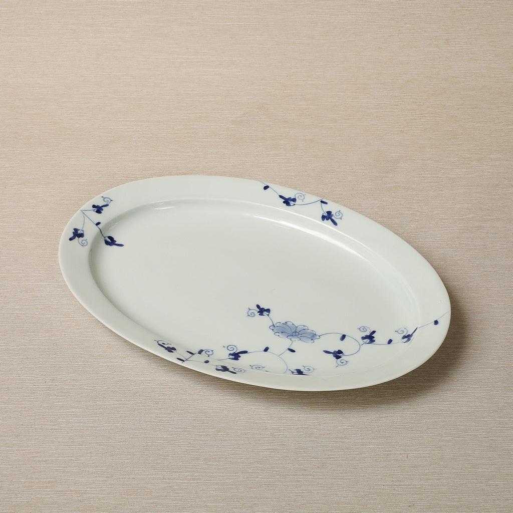 Oval blue floral dinner plates