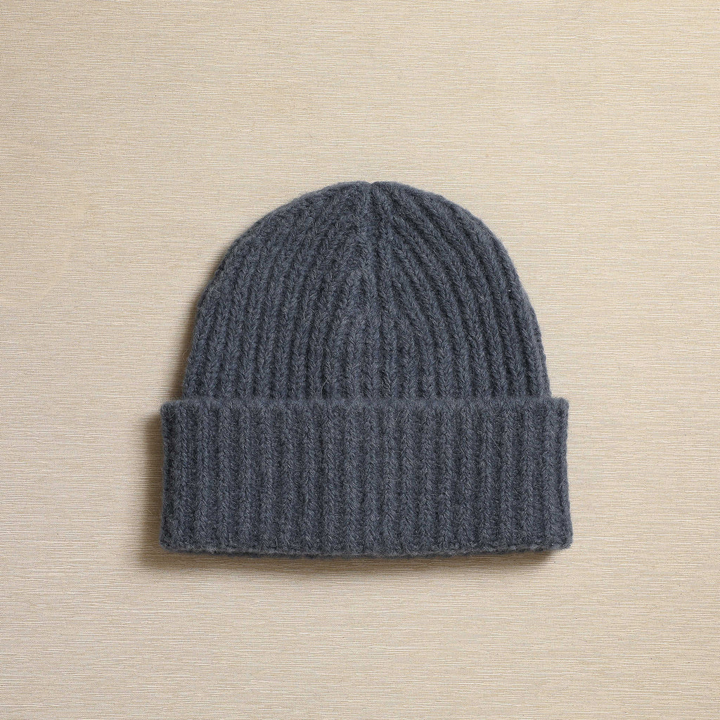 Alpaca knit hat in blue grey