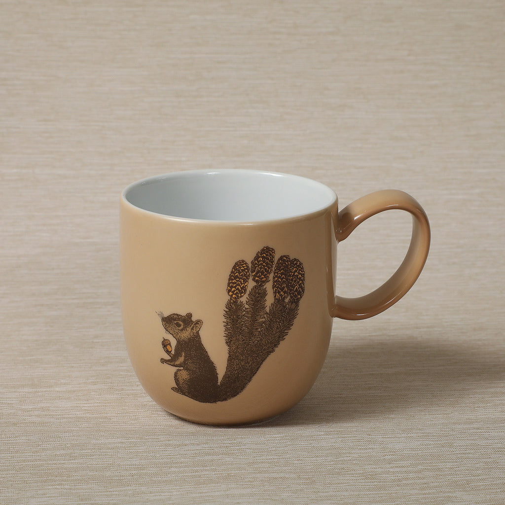 Gold animal motif mug