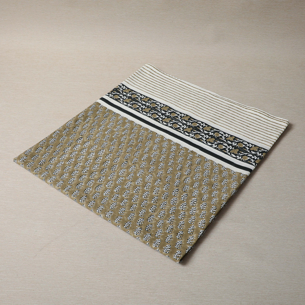 Paisley pattern tablecloth