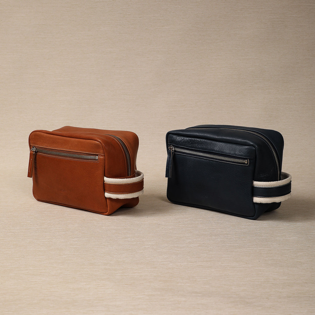 Nimes Niceto toiletry bag in leather