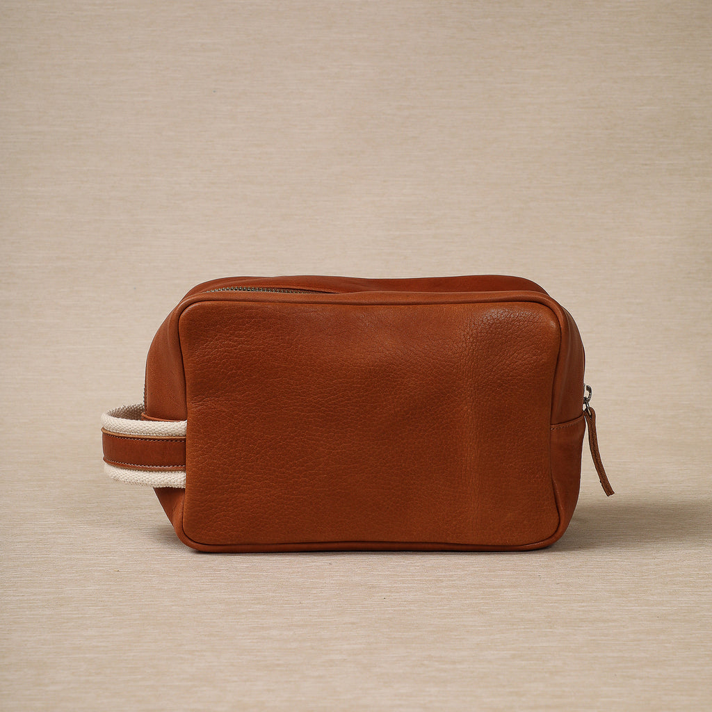 Nimes Niceto toiletry bag in leather