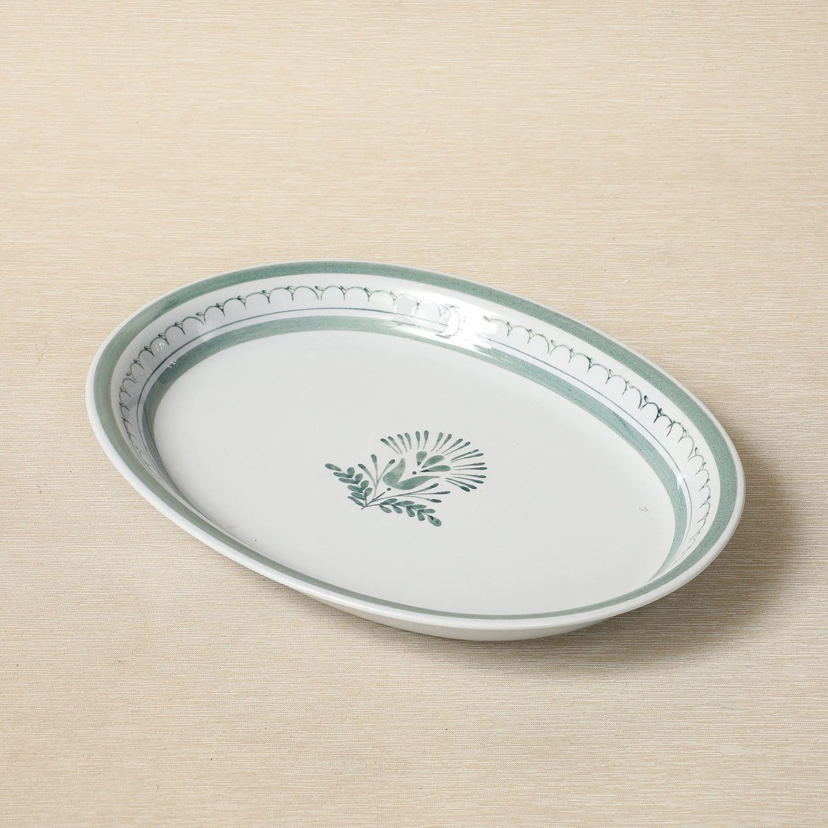 A Green Thistle pattern handpainted oval serving dish by Arabia
