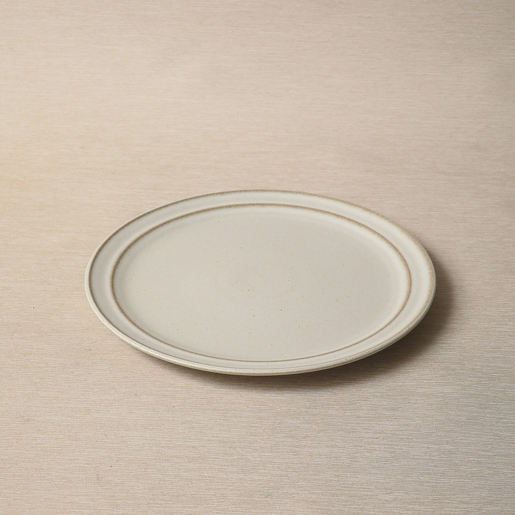 Oat glazed dinnerware from Portugal