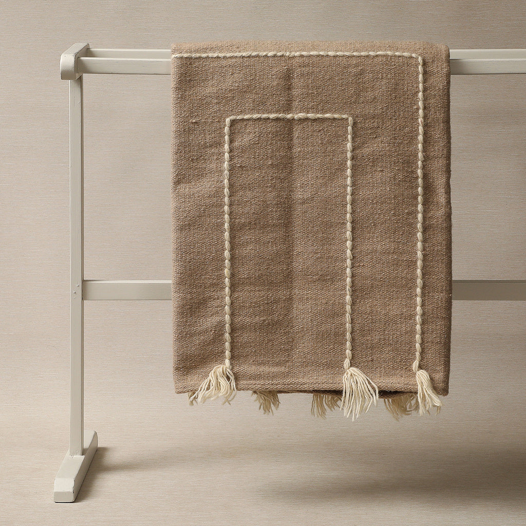 Ridge wool and cotton rug in taupe and ivory