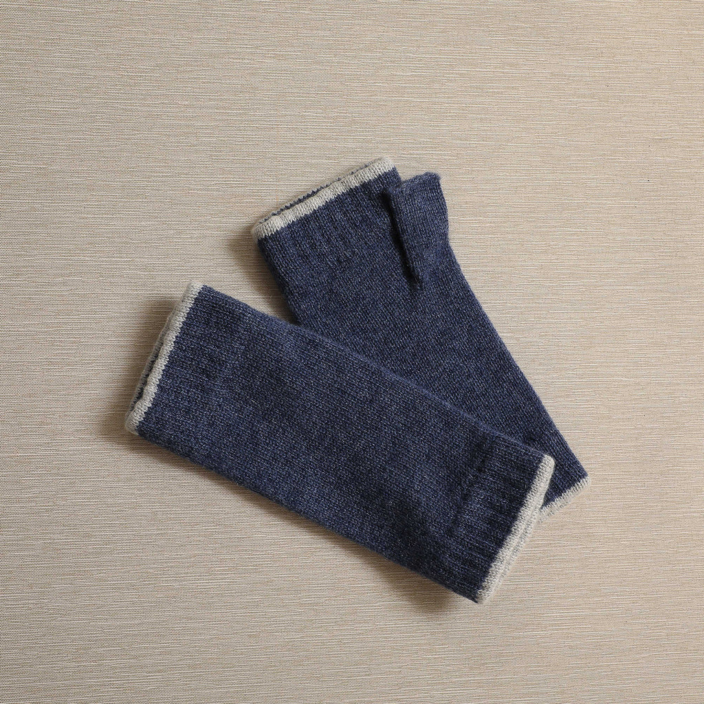 Cashmere tipped wristwarmer