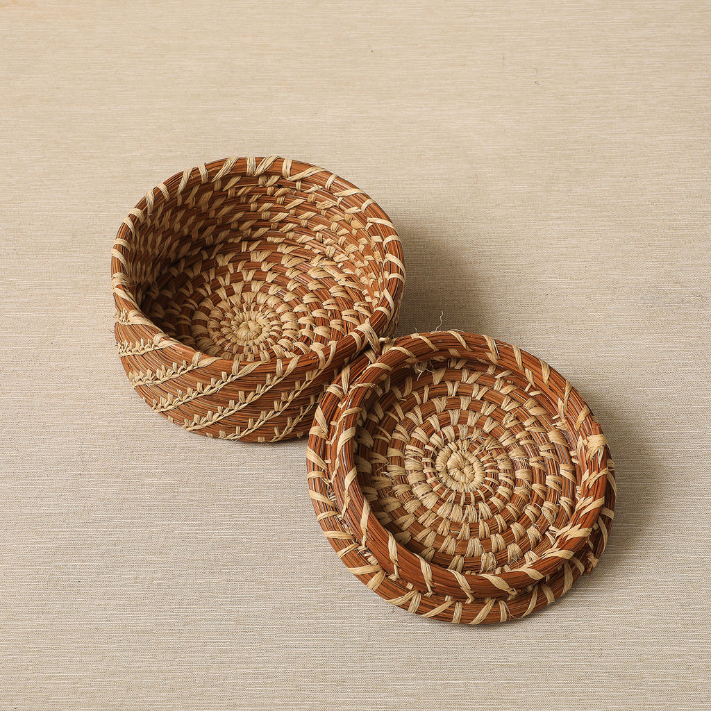 Lidded Victoria Basket