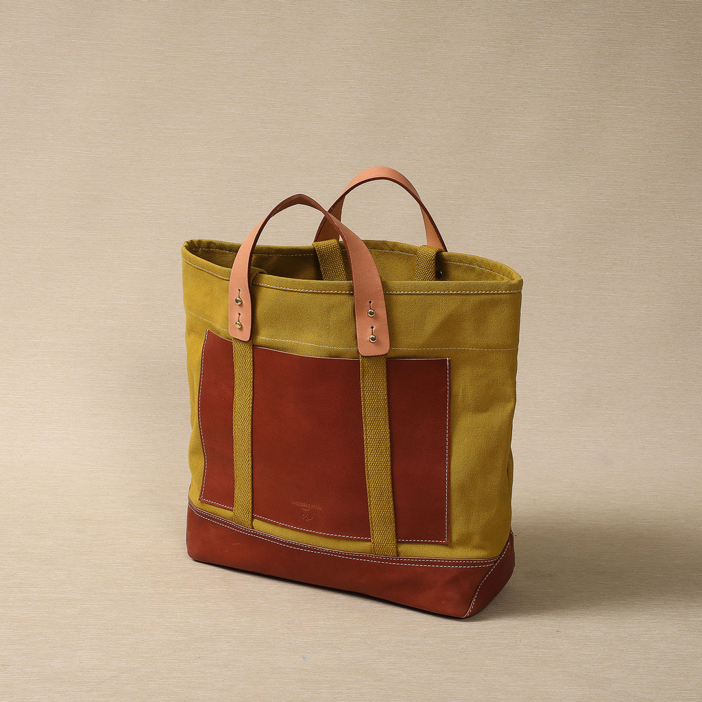Editor's Tote