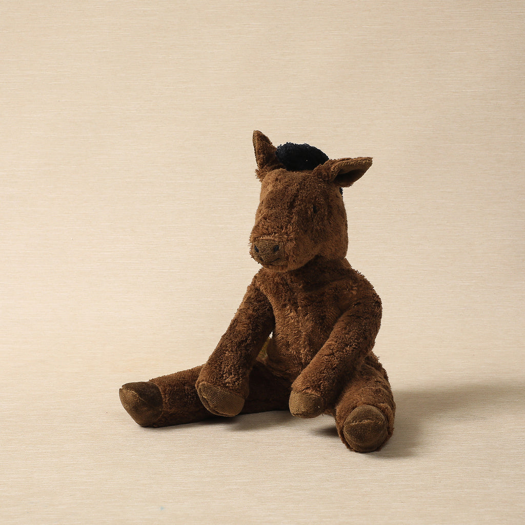 Senger stuffed brown horse