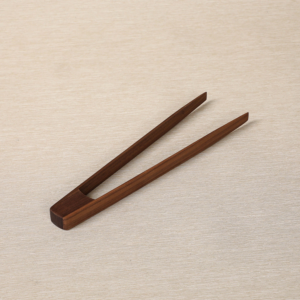 Walnut tongs