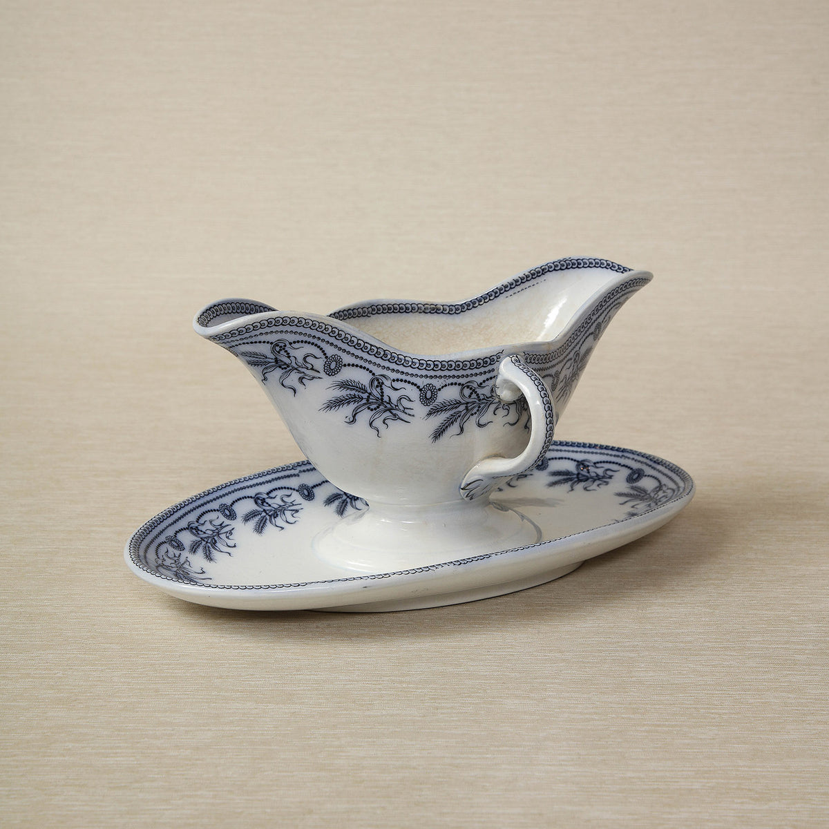 Villeroy & Boch Ingo Mettlach pattern serving pieces