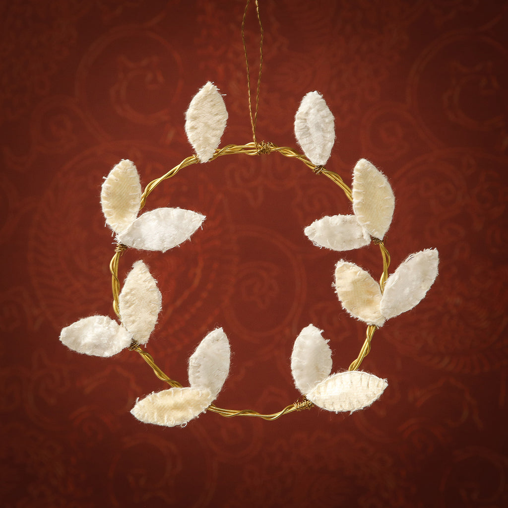 Small White Velvet Leaf Wreath