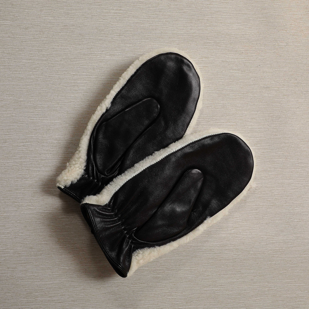 Shearling mittens