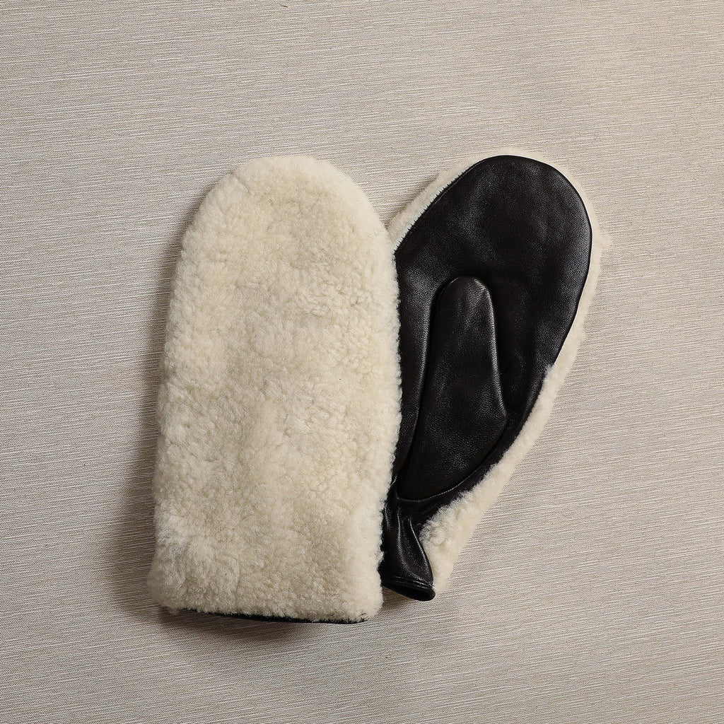 Shearling mittens