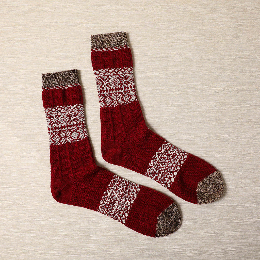 Red wool/cotton snow pattern socks