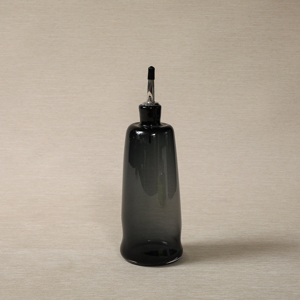 Glass oil cruet