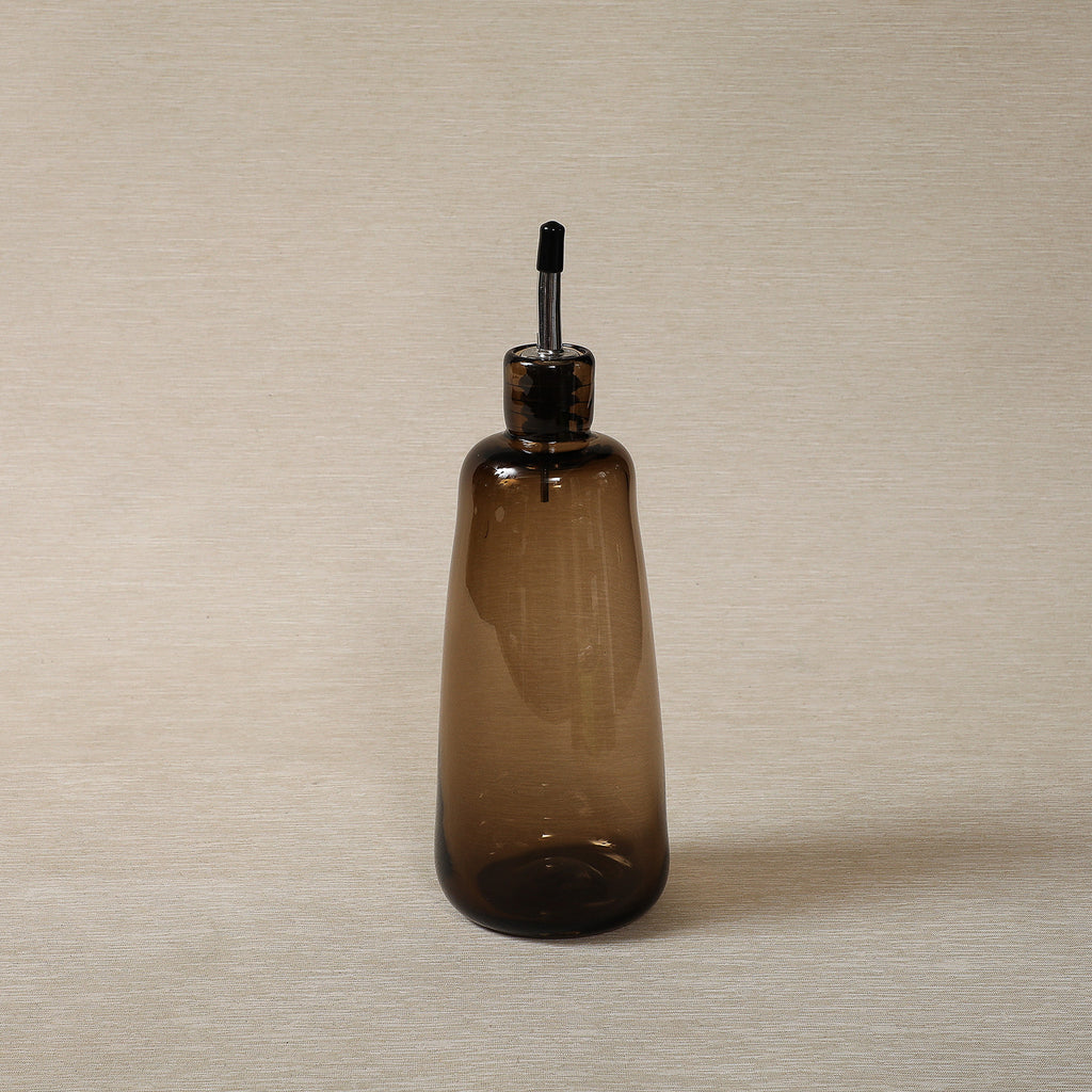 Glass oil cruet