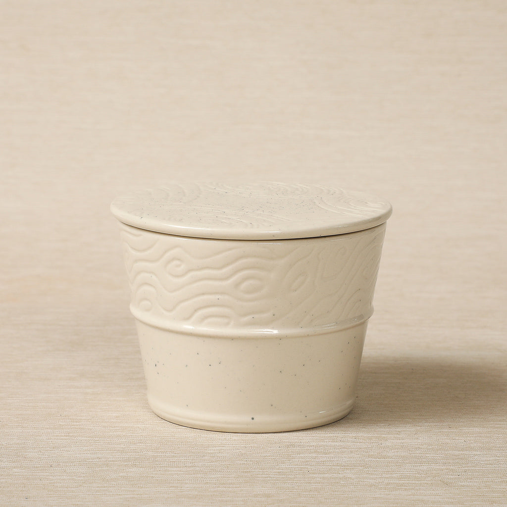Song-Chesa Round Box in Shell Glaze