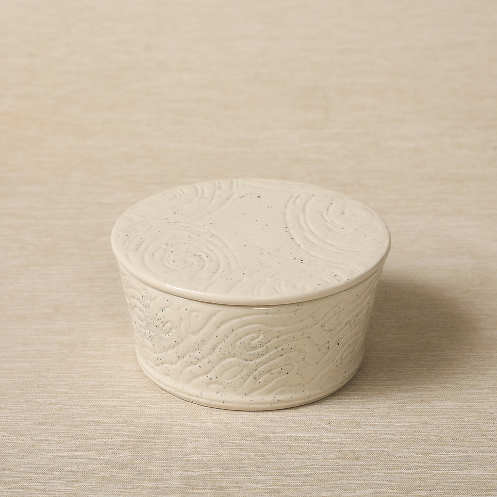 Song-Chesa Round Box in Shell Glaze