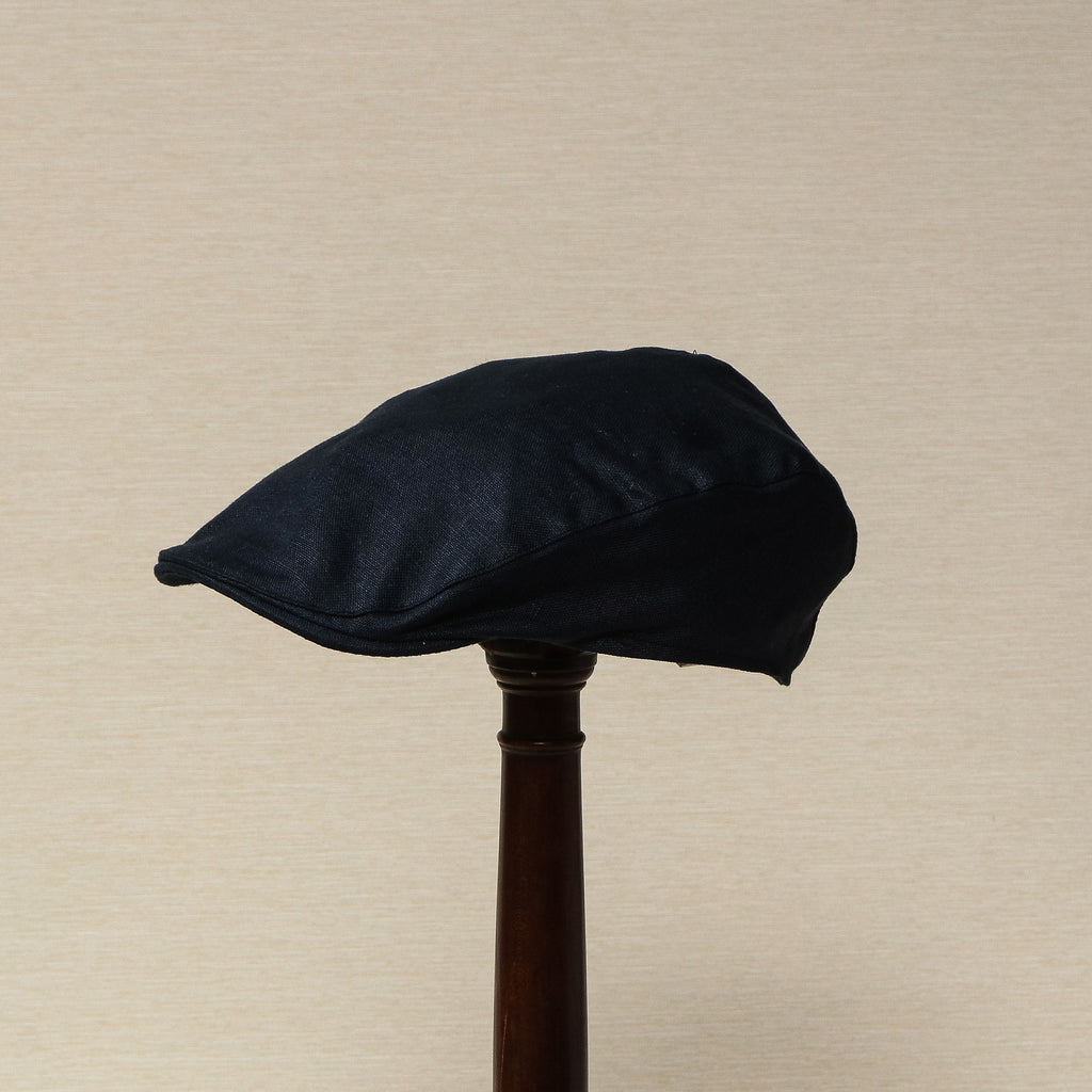 Donegal touring cap in navy linen
