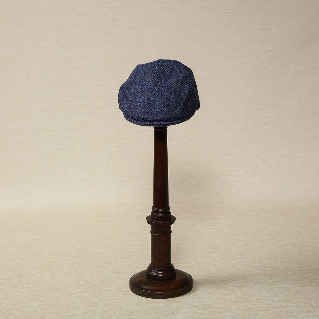 Children's cap in 1837 tweed