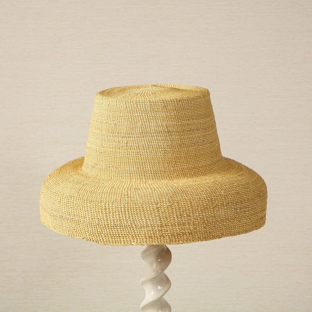Royal bowler straw hat