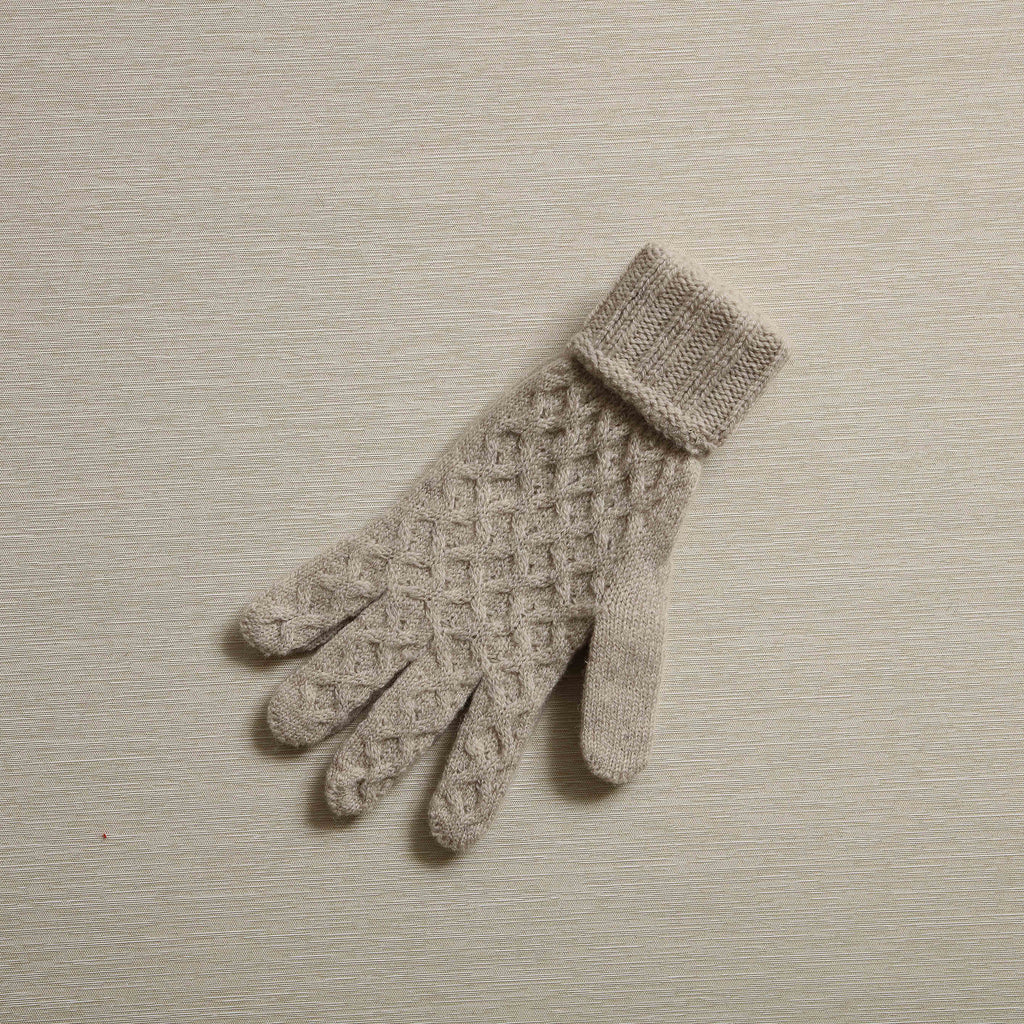Honeycomb knit lambswool gloves