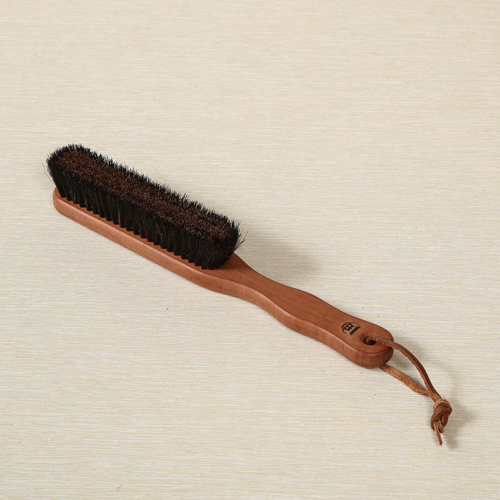 Clothes Brush with wire