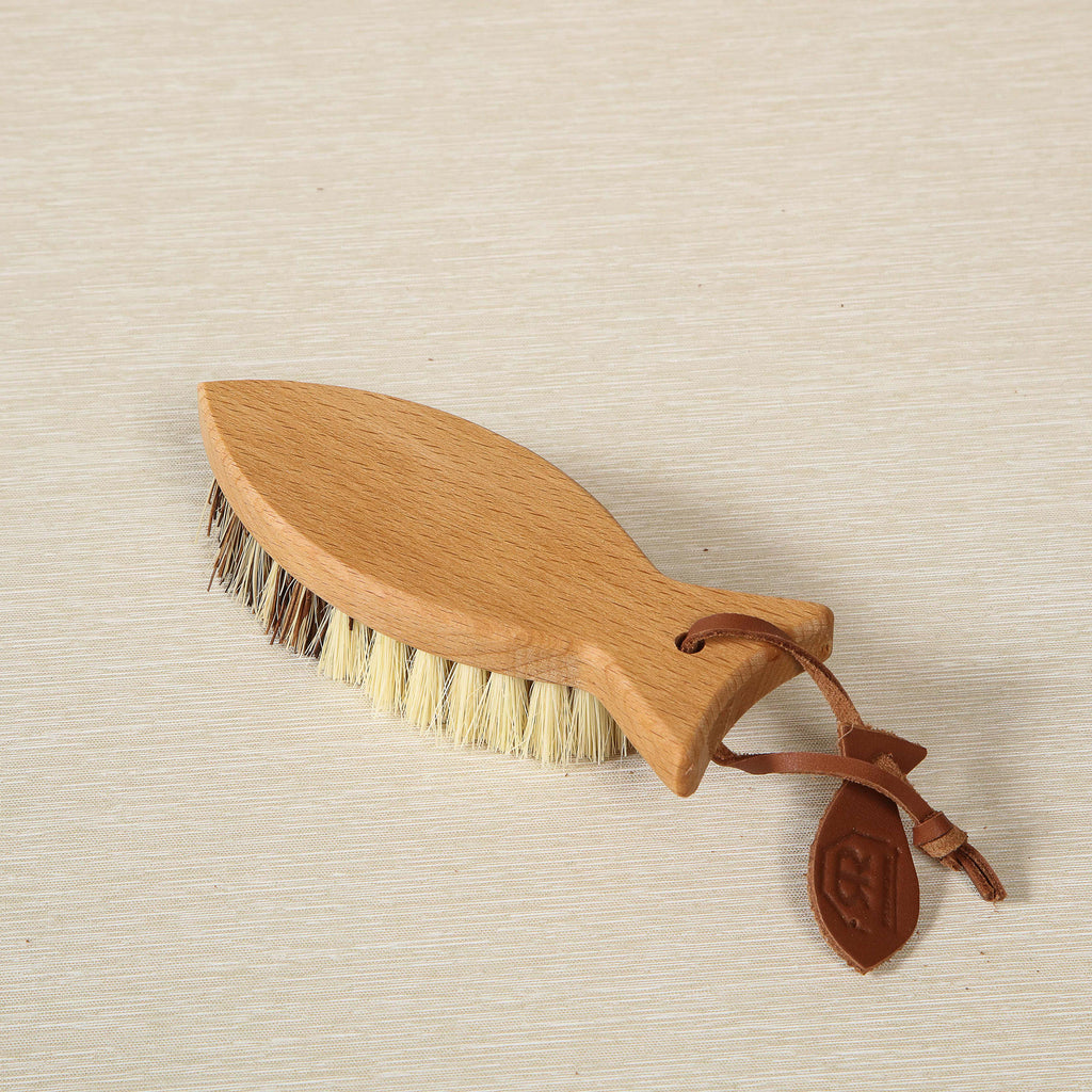 Shellfish Brush Fish Shaped Vegetable Brush | Copper Beech