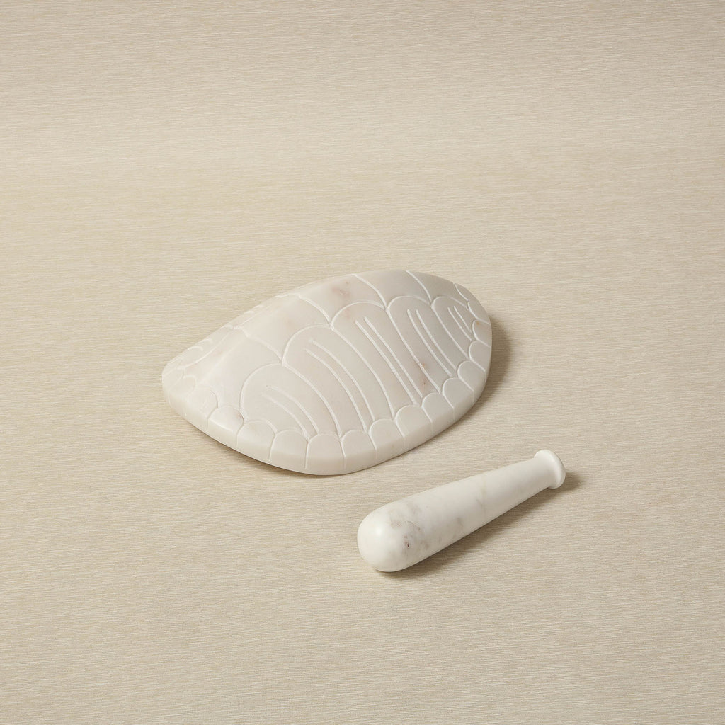 Aztec Turtle Shell mortar and pestle in white | Copper Beech