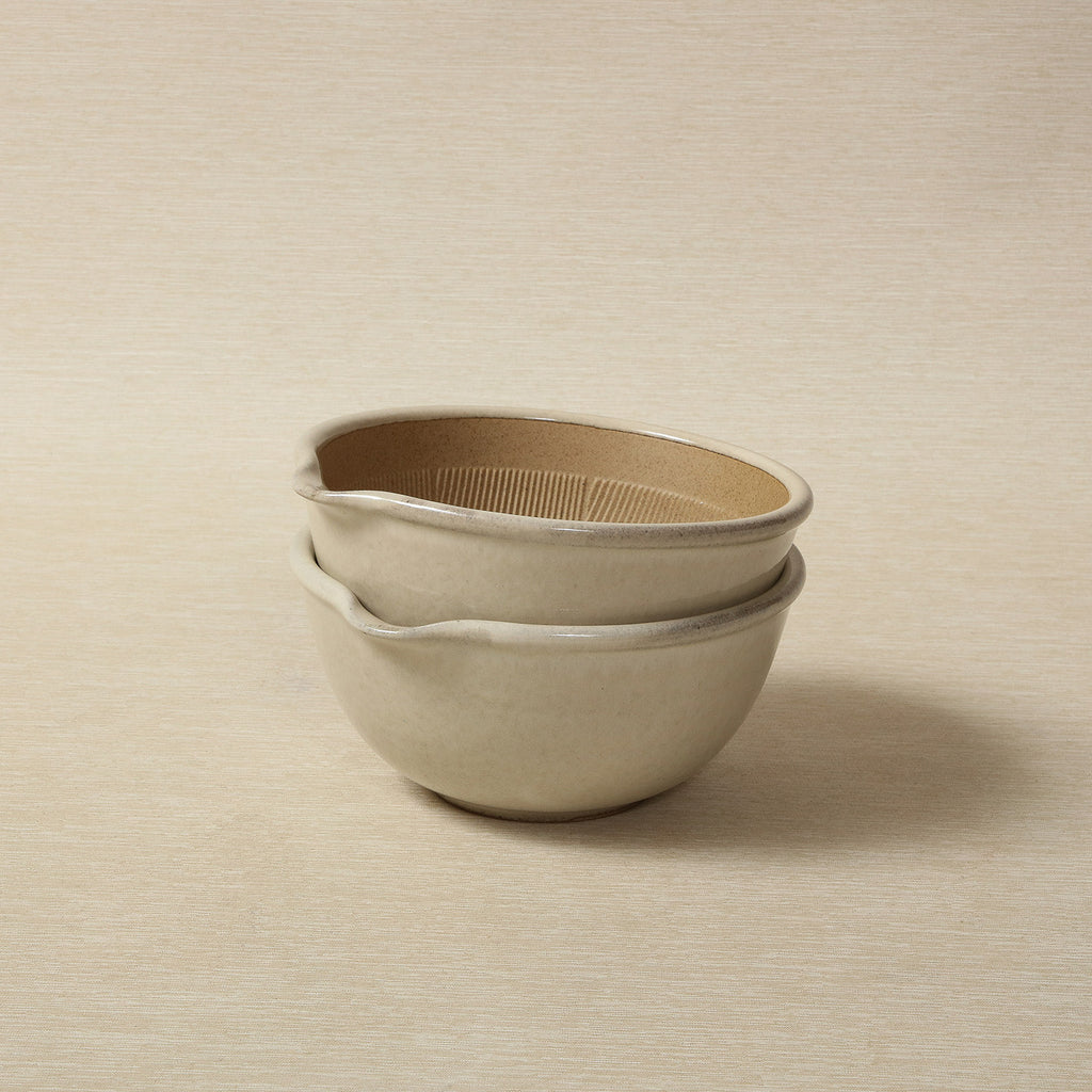 White grater bowl with spout