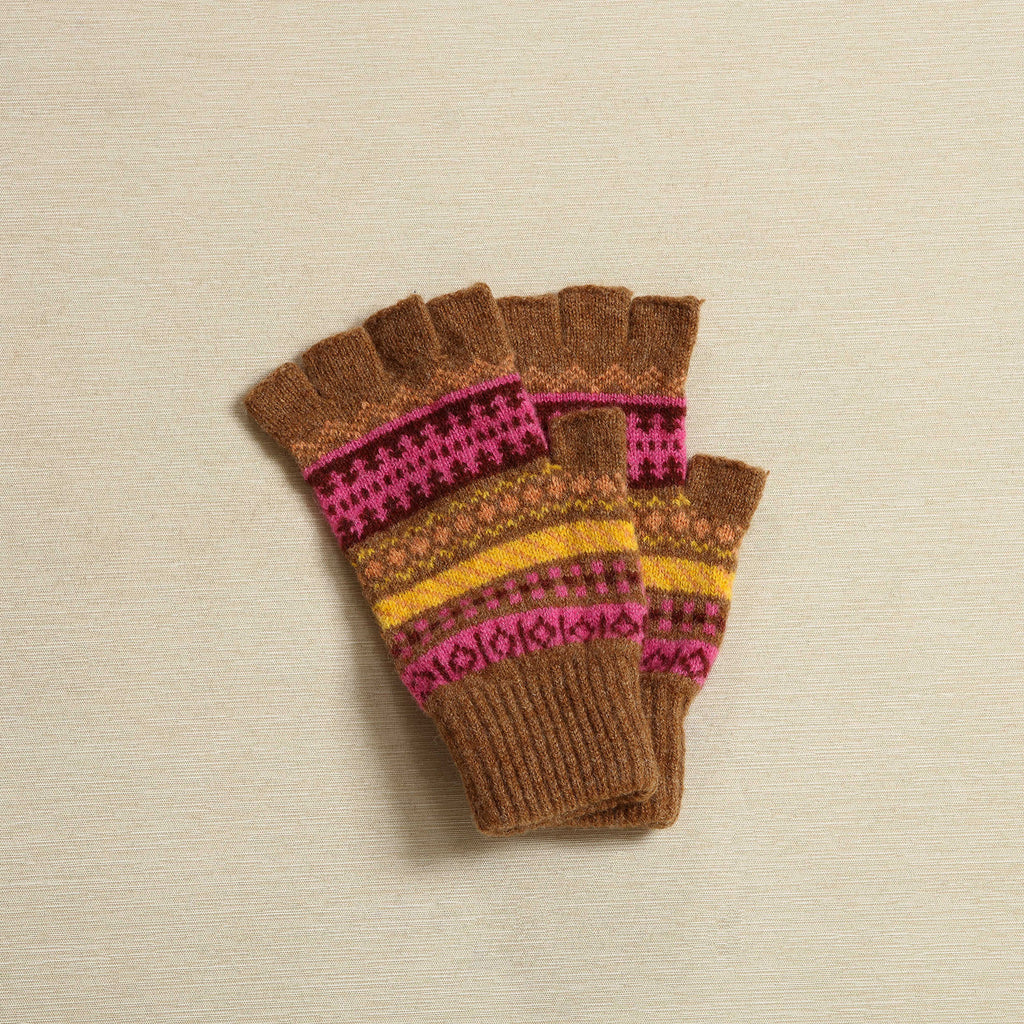 Women's pattern lambswool fingerless gloves